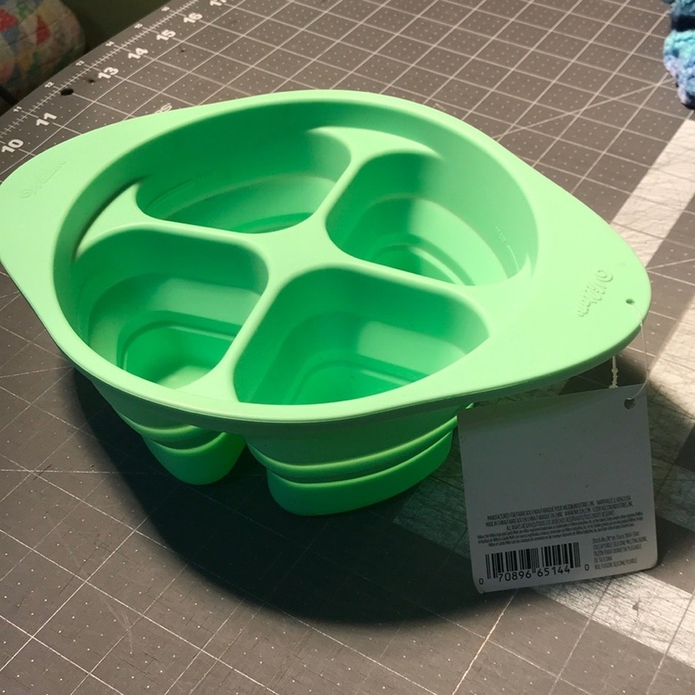Wilton‎ Collapsible Silicone Melting Bowl
